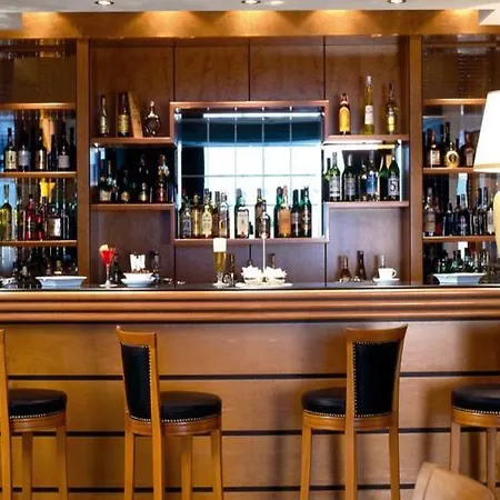 Ramada By Wyndham Naples 