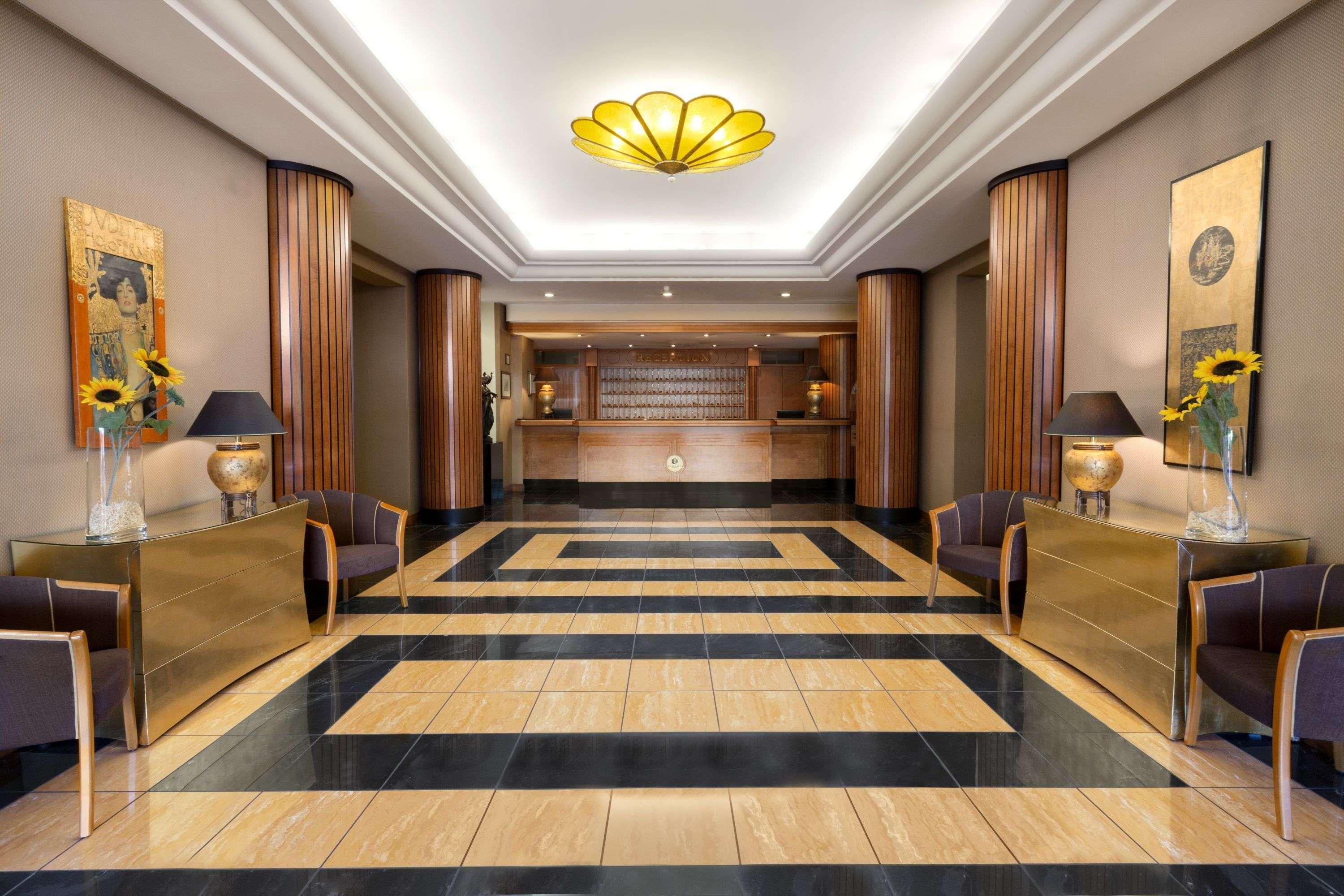 Ramada By Wyndham 4* Napels
