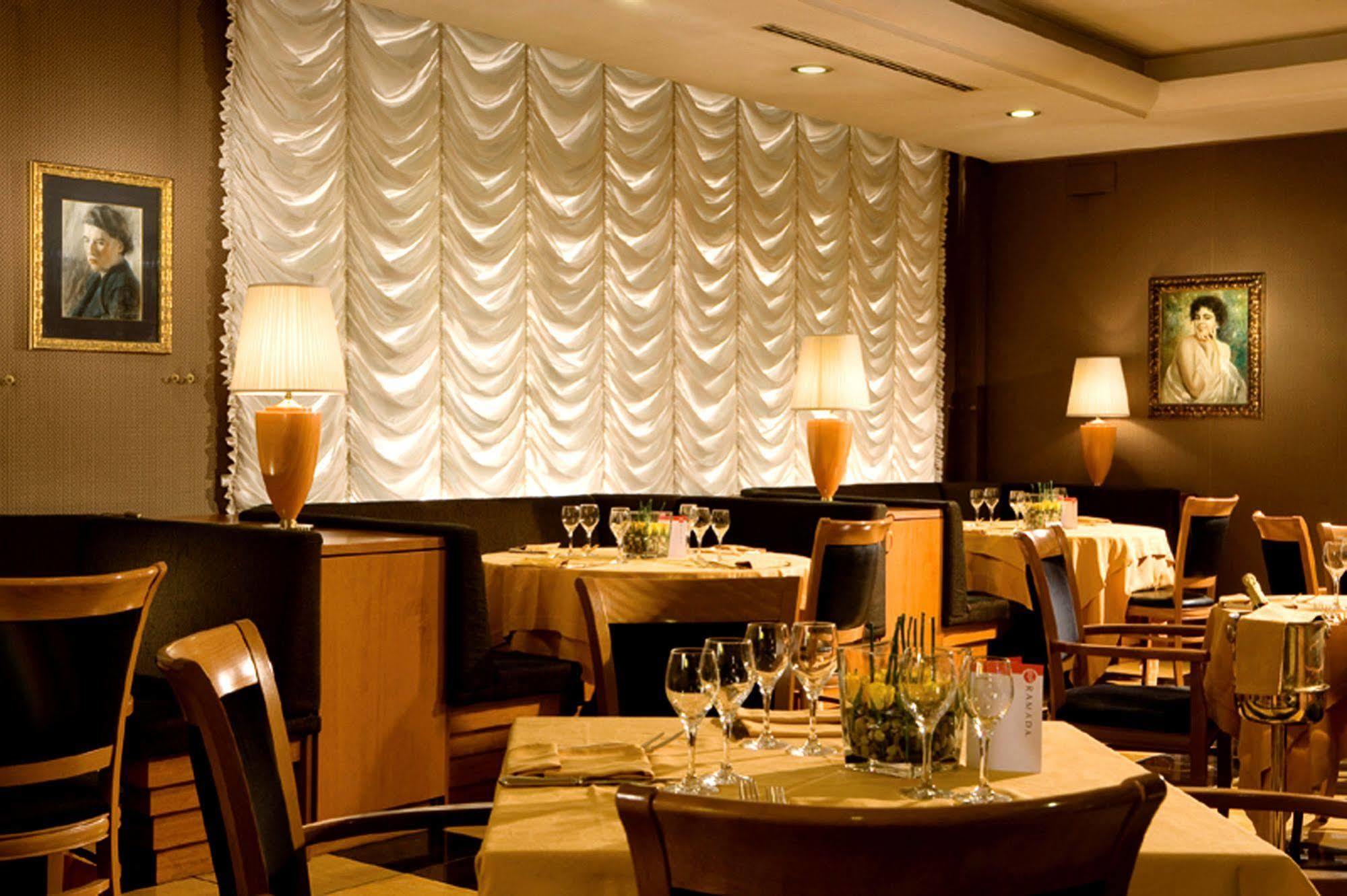 Ramada By Wyndham Napels